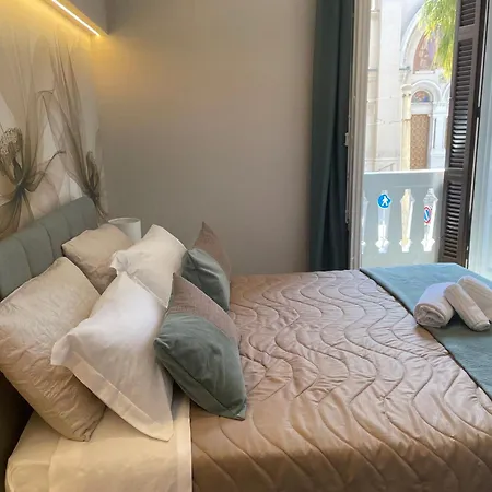 Гостьовий будинок La Finestra Sul Campanile Luxury & Loft
