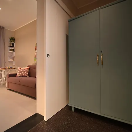 La Finestra Sul Campanile Luxury & Loft Pensión Bari