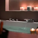 La Finestra Sul Campanile Luxury Suite&loft Bari
