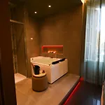 Πανσιόν La Finestra Sul Campanile Luxury & Loft Μπάρι