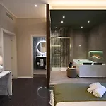Πανσιόν La Finestra Sul Campanile Luxury & Loft Μπάρι