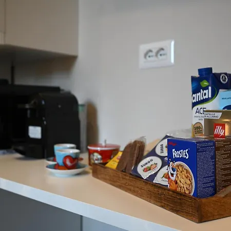 La Finestra Sul Campanile Luxury & Loft 3* バーリ