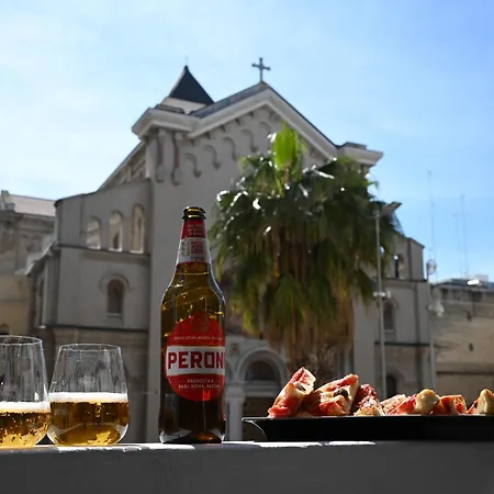 La Finestra Sul Campanile Luxury & Loft Μπάρι