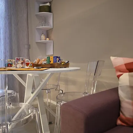 La Finestra Sul Campanile Luxury & Loft 4* 바리