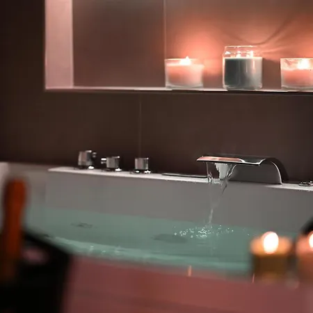 La Finestra Sul Campanile Luxury & Loft Bari