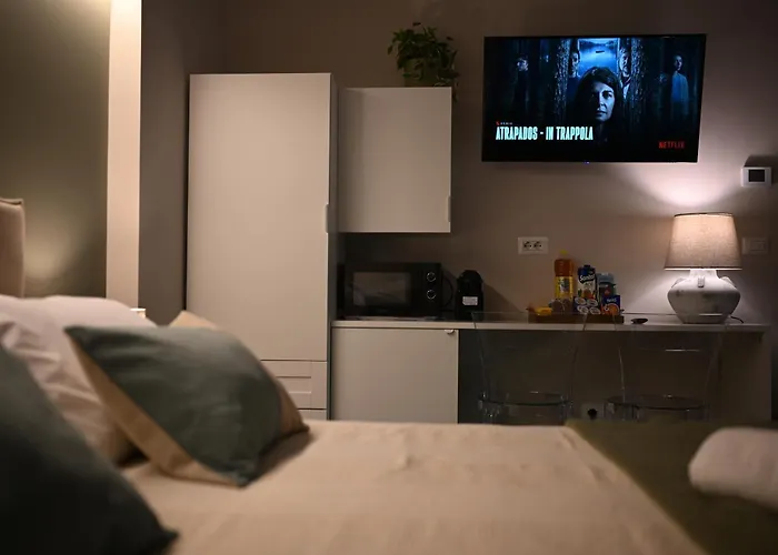 La Finestra Sul Campanile Luxury & Loft ゲストハウス