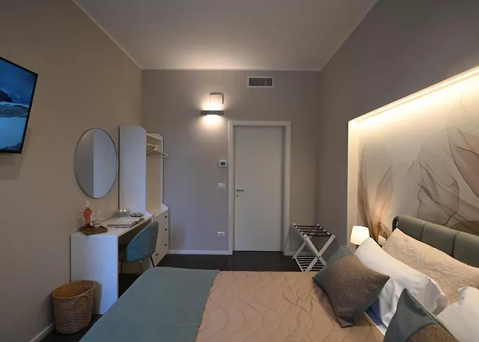 La Finestra Sul Campanile Luxury & Loft ゲストハウス バーリ